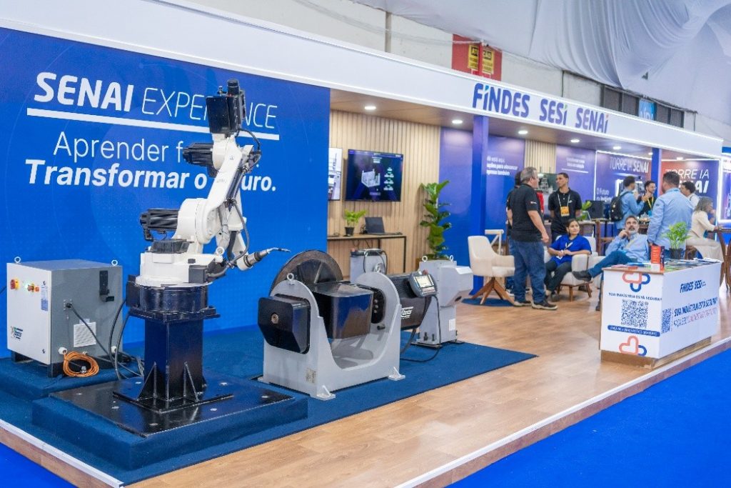 De robôs autônomos a softwares inteligentes: estandes da Mec Show investem em experiências para atrair visitantes